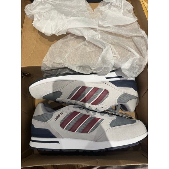 NEW adidas Run 80s Grey Shadow Red Shadow Navy Men’s 7 main image 4